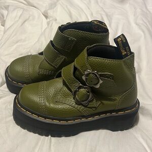 Never worn! Brand new.